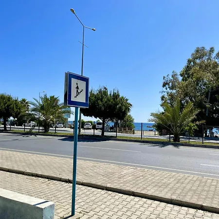Sa Apartments! Sea View! 50m To The Апартаменти Аланія